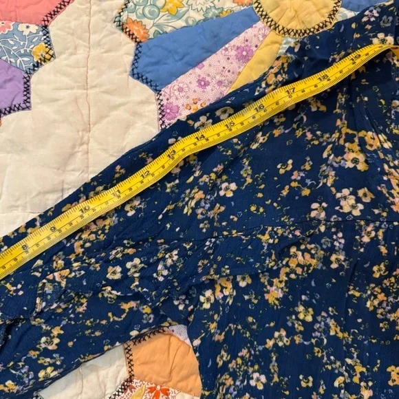 Lauren Conrad Blouse Teal & Yellow Gold Floral, Ruffles, 3/4 Sleeve, Feminine XL - Picture 16 of 16